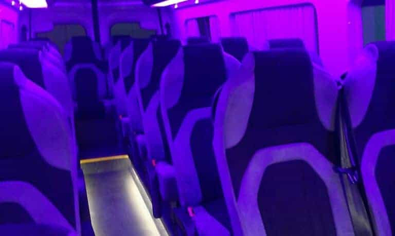 מונית גדולה ביהוד