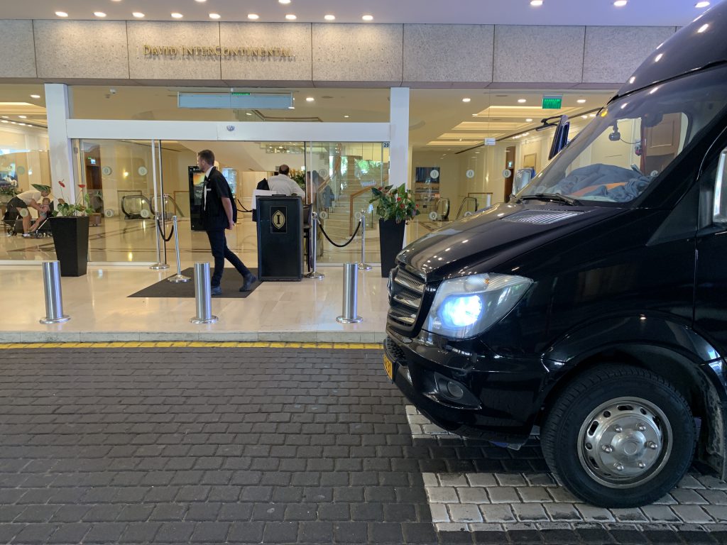 מיניבוס vip